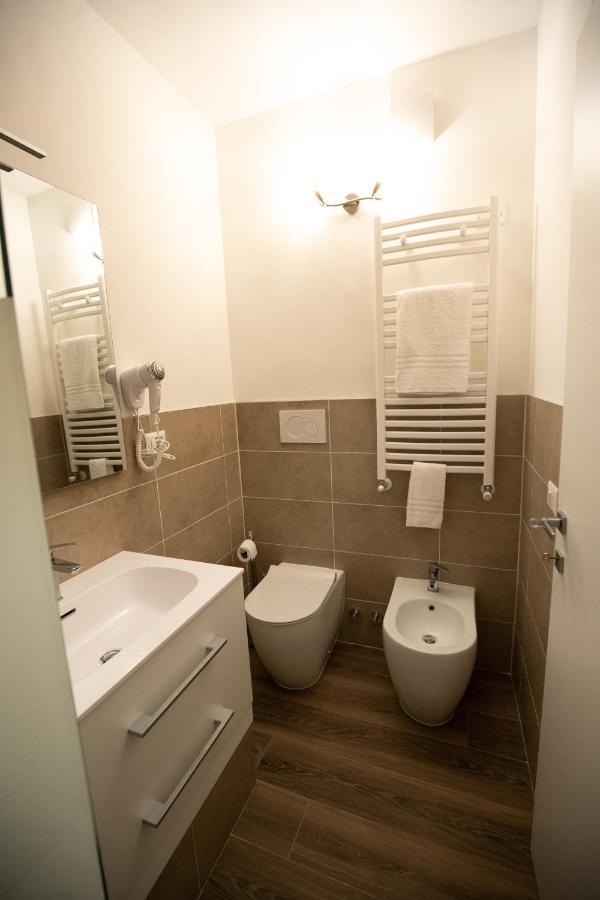 Romecoming Ostiense Guest House Buitenkant foto