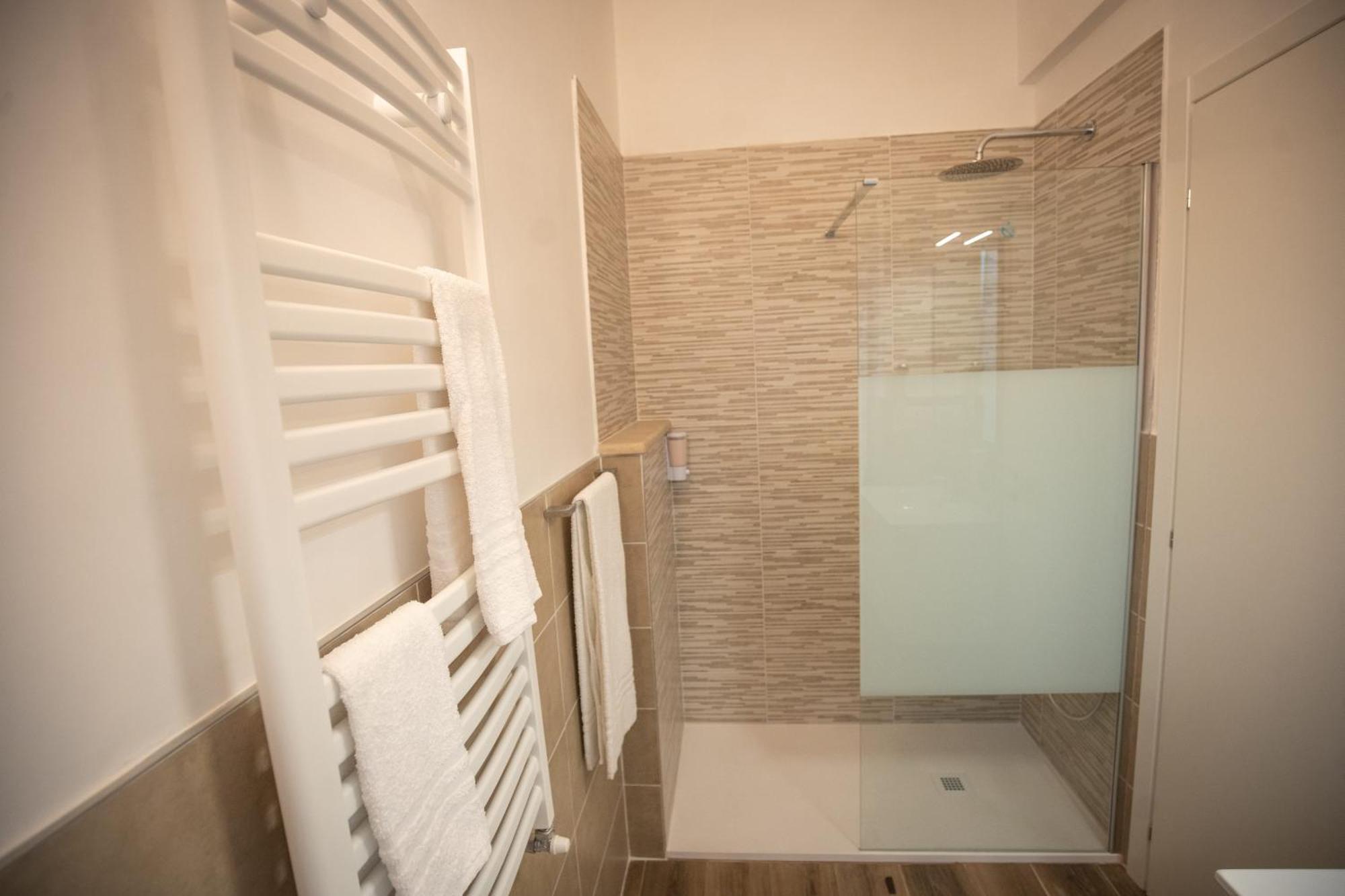 Romecoming Ostiense Guest House Buitenkant foto