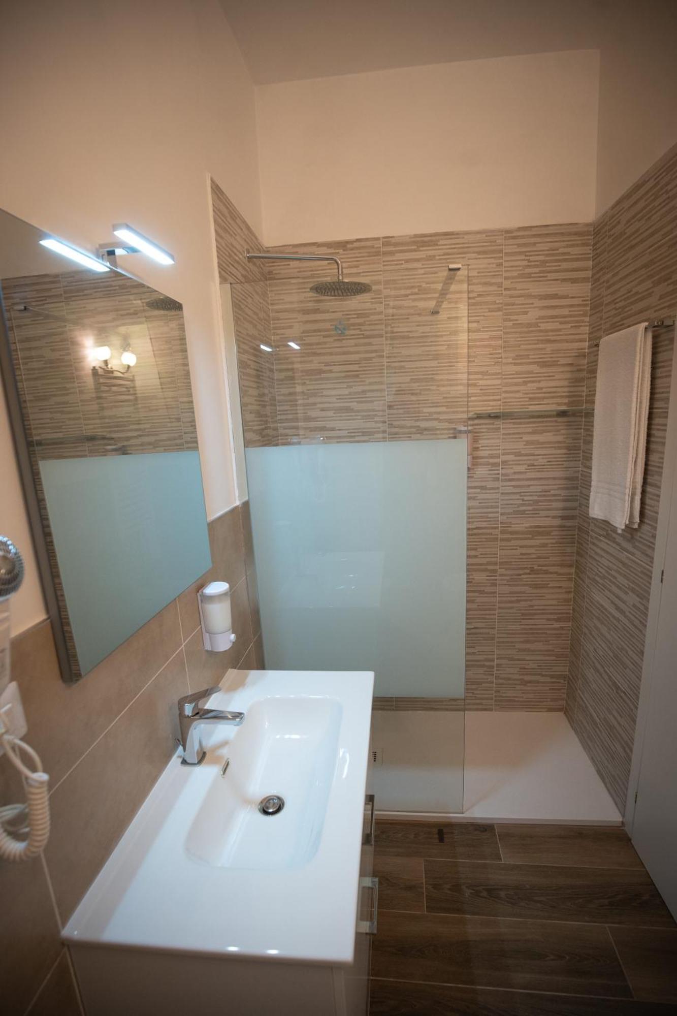 Romecoming Ostiense Guest House Buitenkant foto